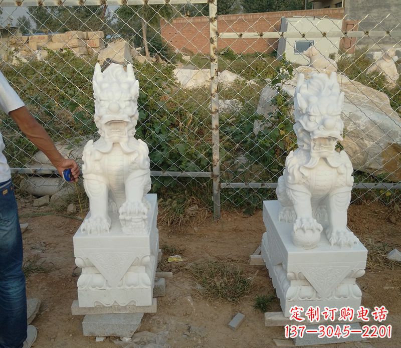 山西汉白玉踩球麒麟门口镇宅招财石雕