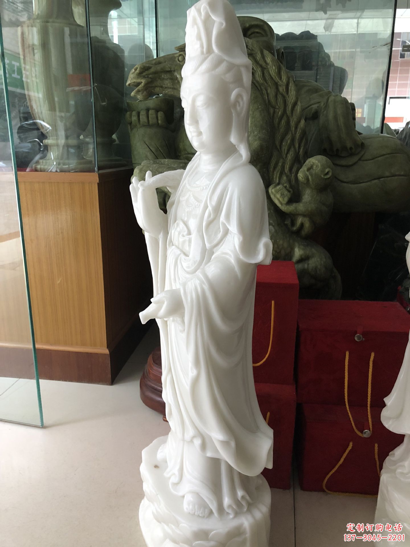 山西精美汉白玉观音菩萨雕塑