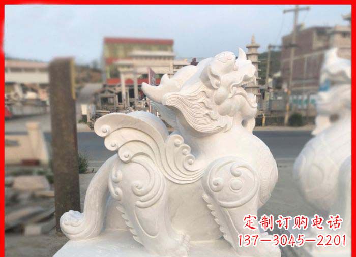 山西中领雕塑:精美汉白玉貔貅门口招财石雕