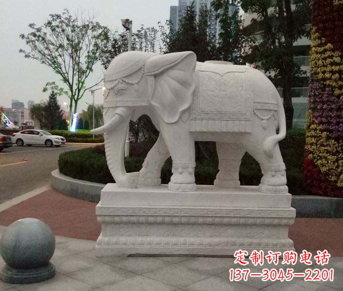 山西高贵优雅的汉白玉大象雕塑