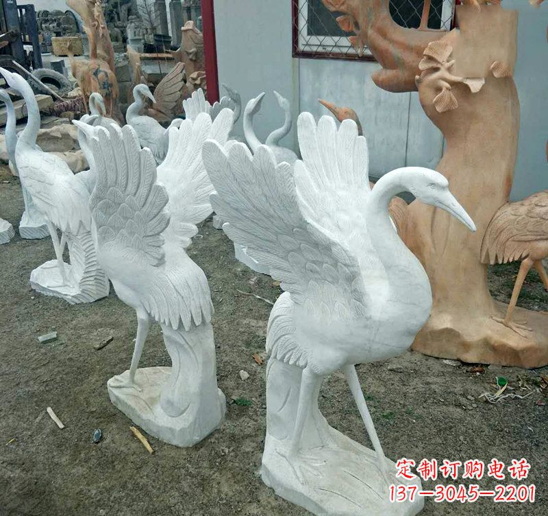 山西装点家园的仙鹤石雕