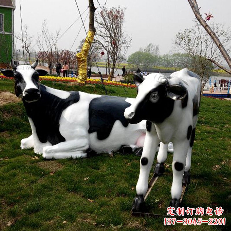 山西仿真奶牛雕塑,精致外形逼真细节