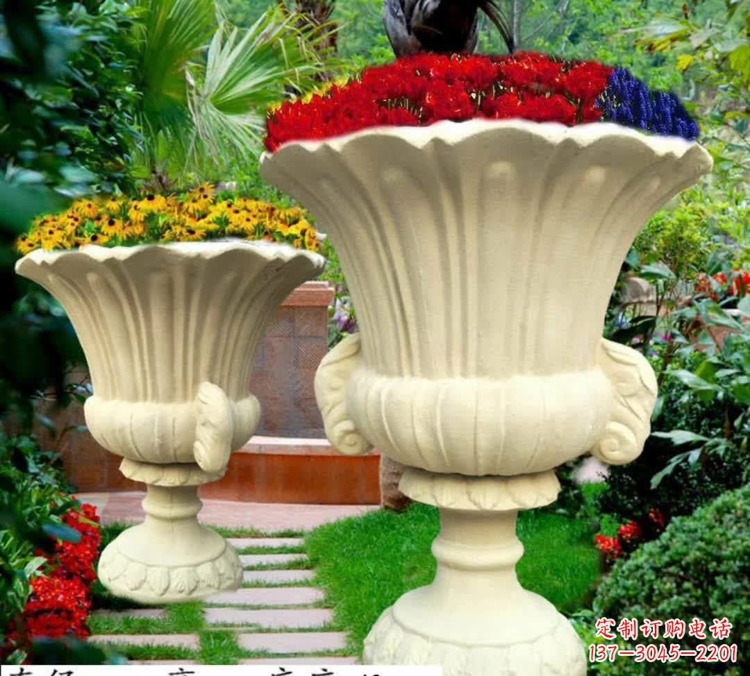 山西以花园景观为灵感的花盆石雕
