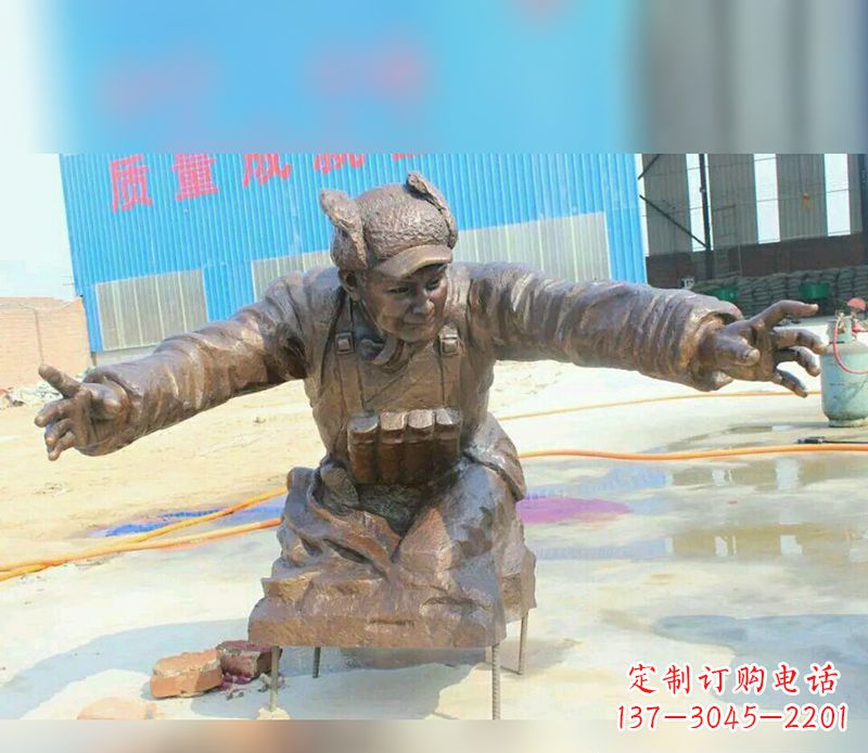 山西黄继光校园英雄铜雕:传承伟大精神