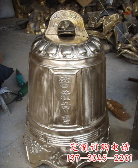 山西高质量的黄铜钟雕塑