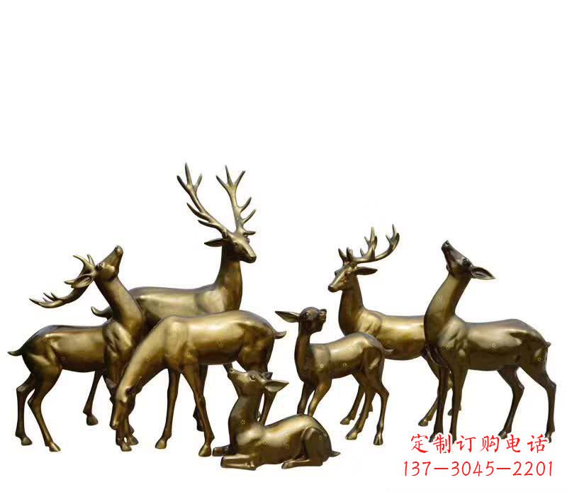 山西精致精美,欣赏黄铜色鹿群雕塑