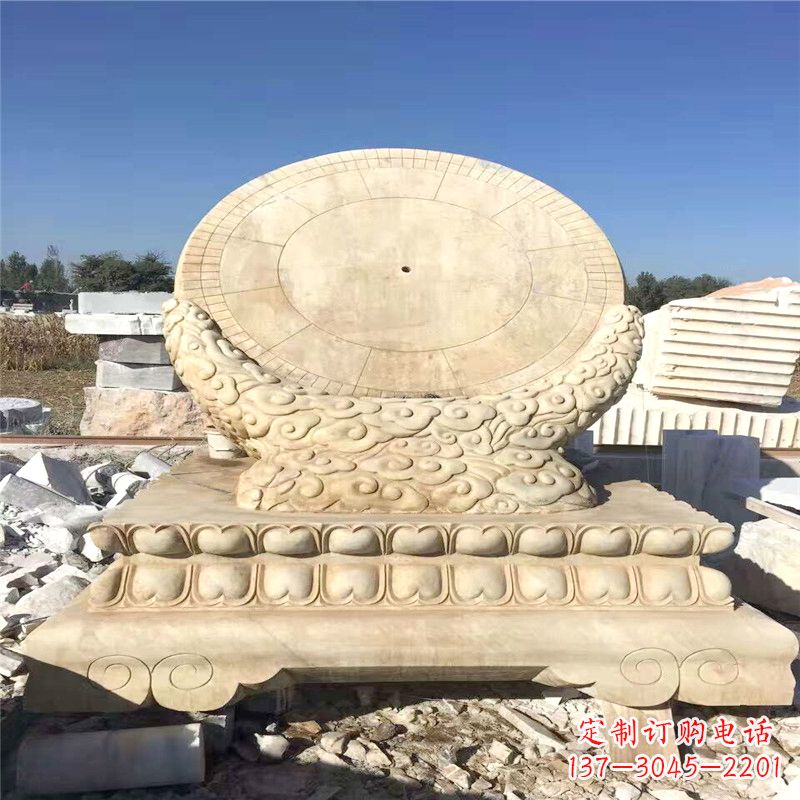 山西优雅而古典的黄锈石日晷雕塑