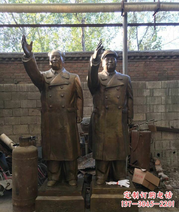 山西挥手的毛主席伟人铜雕