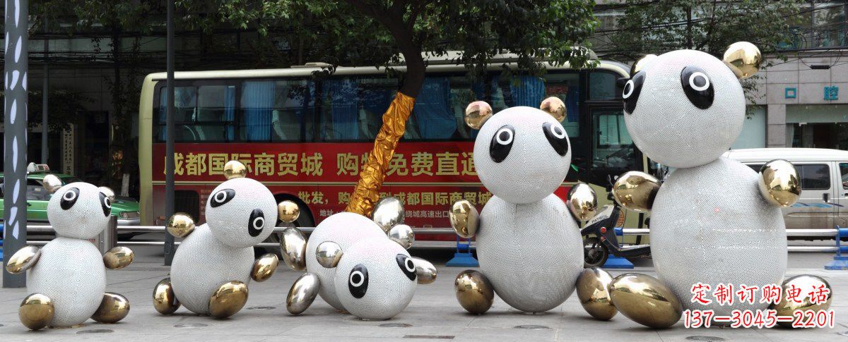 山西中领雕塑:优雅的不锈钢抽象熊猫雕塑