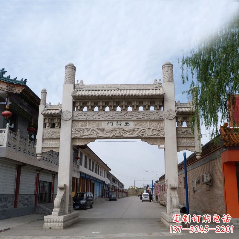 山西精美的汉白玉门石牌坊雕塑