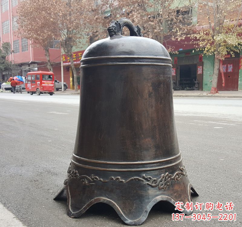 山西铜钟雕塑:精致美观的景观艺术