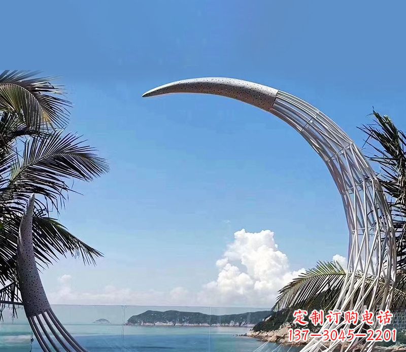山西无比耀眼的不锈钢月亮雕塑