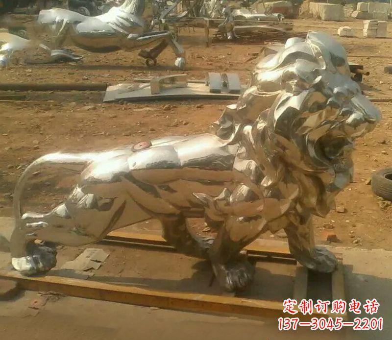 山西一缕金光,精致的镜面不锈钢狮子雕塑