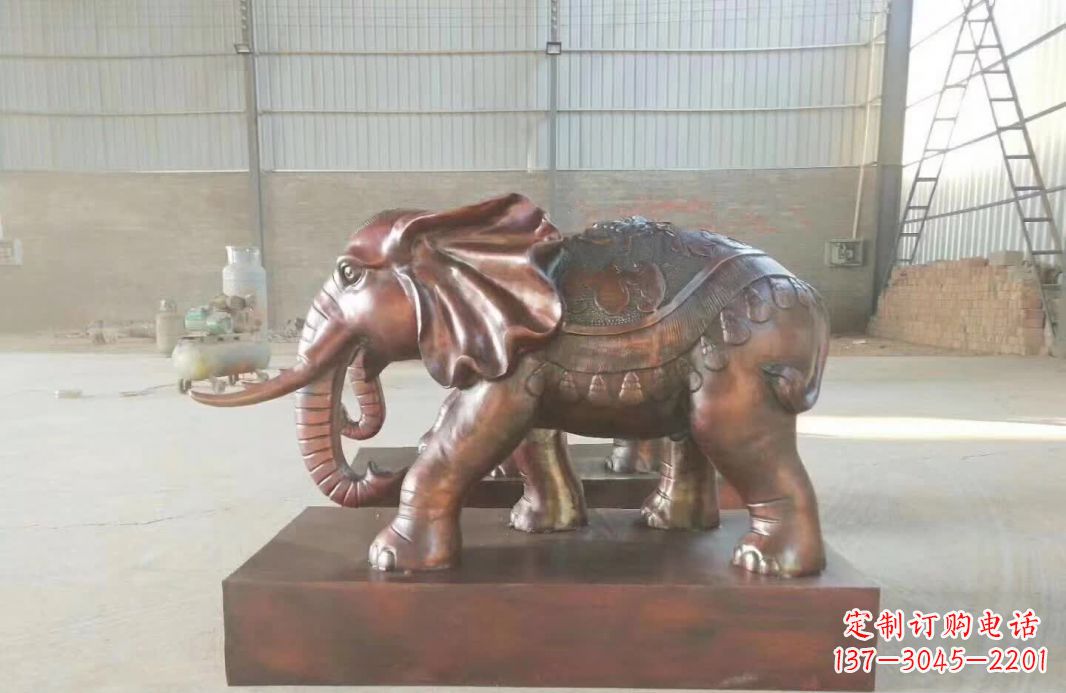 山西酒店大象雕塑