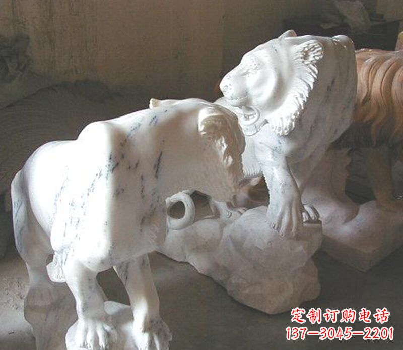 山西领雕塑是一家专业的雕塑定制厂家,我们的老…