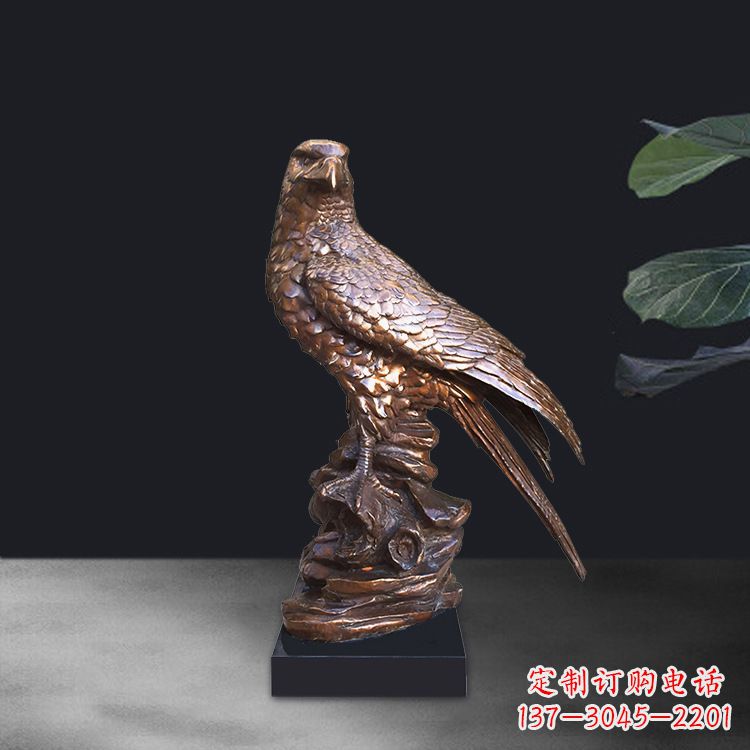 山西老鹰雕塑摆件