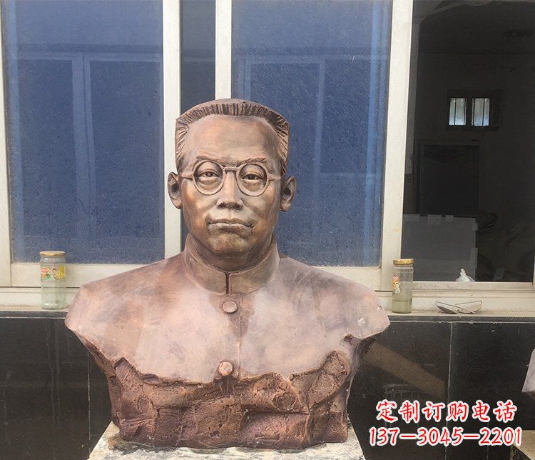 山西刘伯承头像人物铜雕