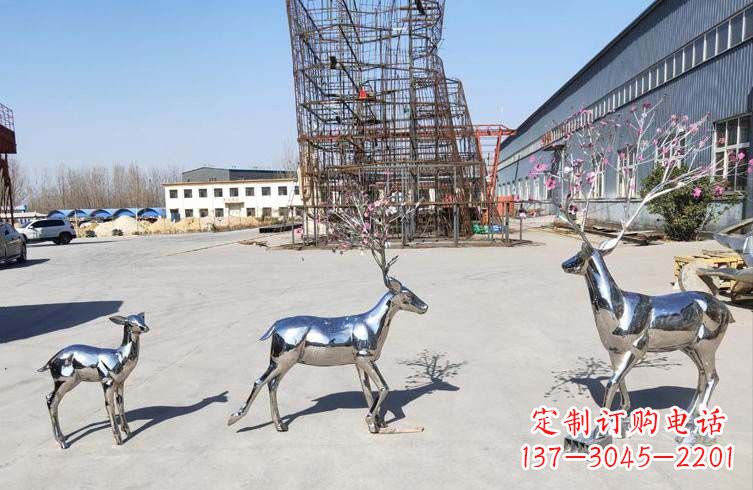 山西梅花鹿不锈钢雕塑,惊艳于众