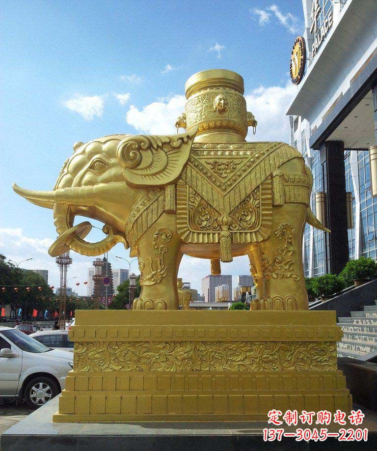 山西宝瓶大象铜雕——典雅高贵,美轮美奂