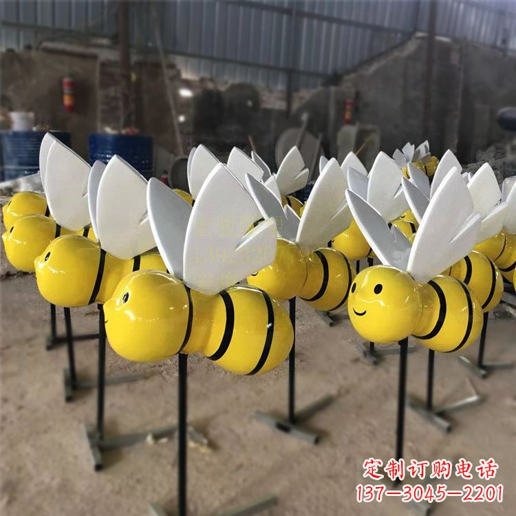 山西蜜蜂玻璃钢公园雕塑插件