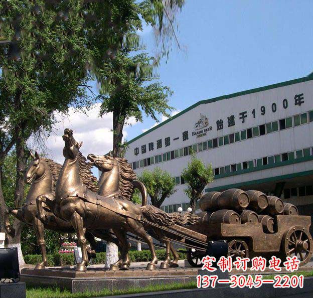 山西追求完美,华丽马车铜雕塑
