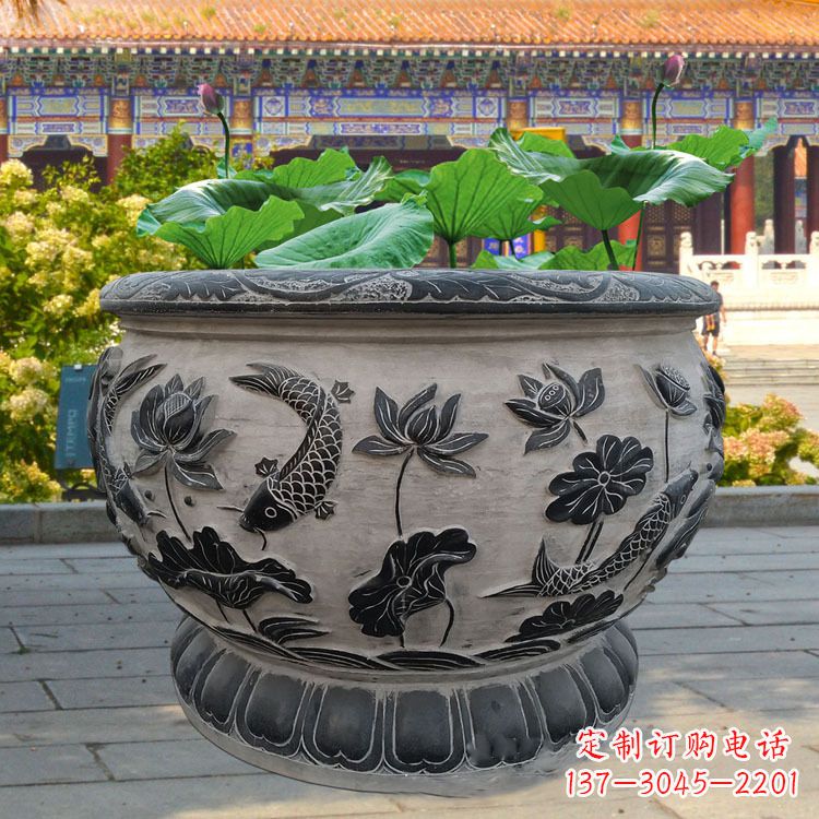 山西精美绝伦的青石鱼缸雕塑