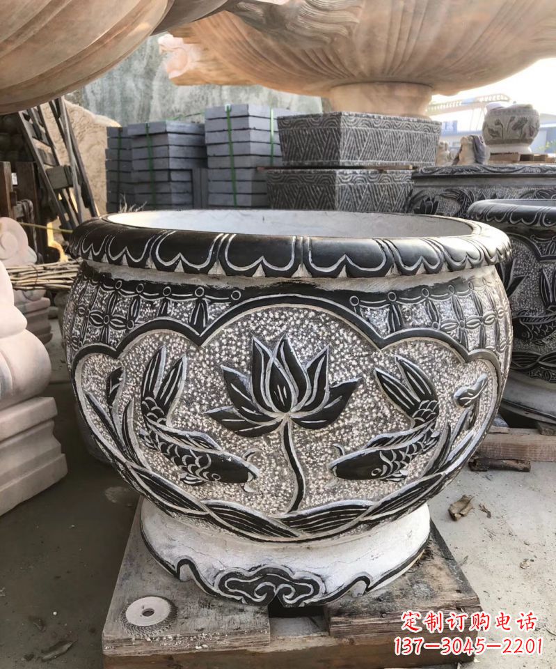 山西青石仿古荷花水缸雕塑