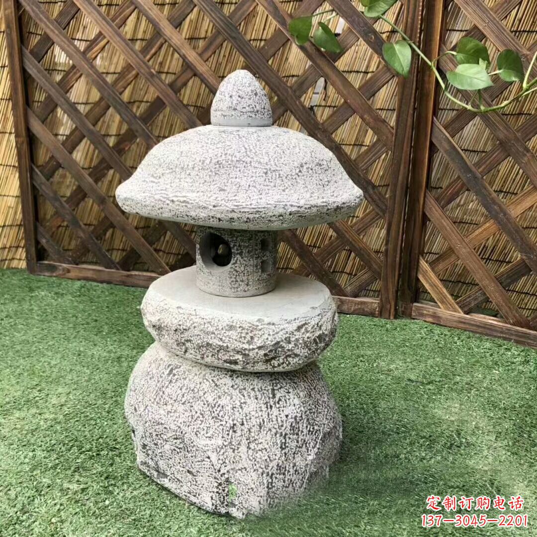 山西青石仿古灯笼雕塑,实现仿古风格的彰显