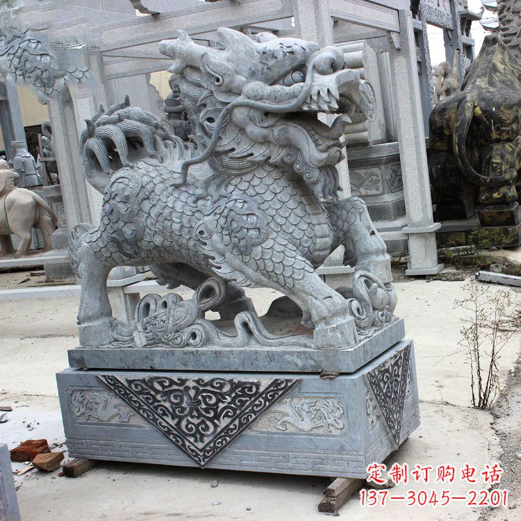 山西色彩缤纷的青石仿古石雕麒麟