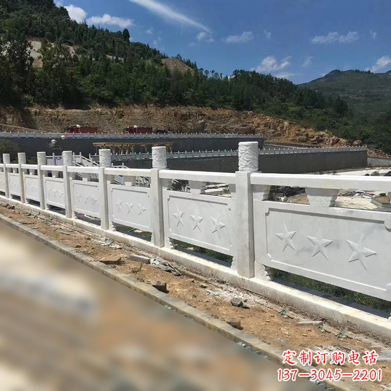 山西青石路桥栏板护栏雕塑：艺术精美，安全可靠
