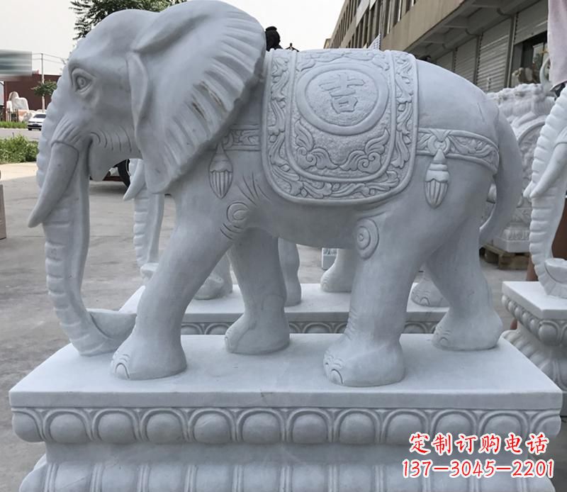 山西青石纳福动物大象