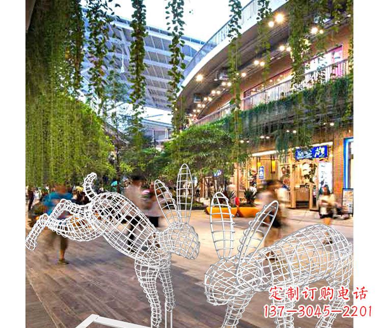 山西商场休闲镂空兔子不锈钢雕塑