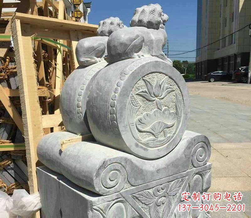 山西中领雕塑：仿古石门墩石雕艺术品