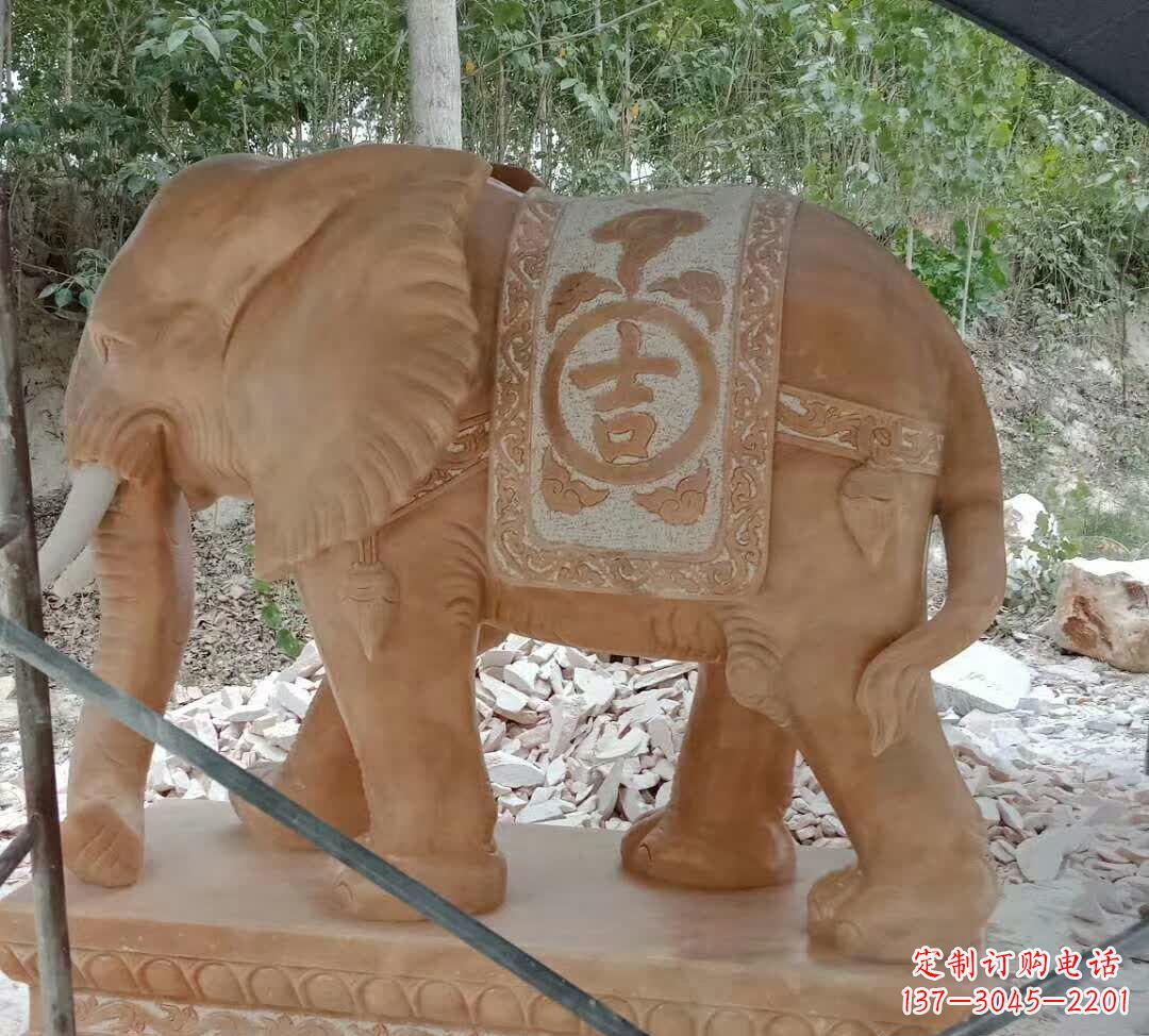 山西美观高雅的吉祥大象雕塑
