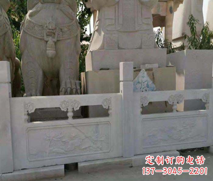 山西寺庙景观汉白玉石浮雕栏板