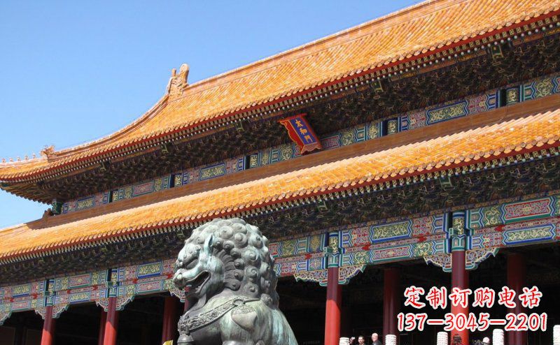 山西寺庙门口青铜狮子雕塑