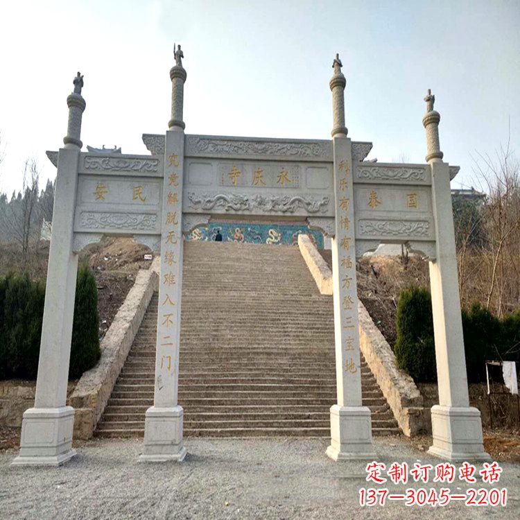 山西寺庙入口无楼牌坊