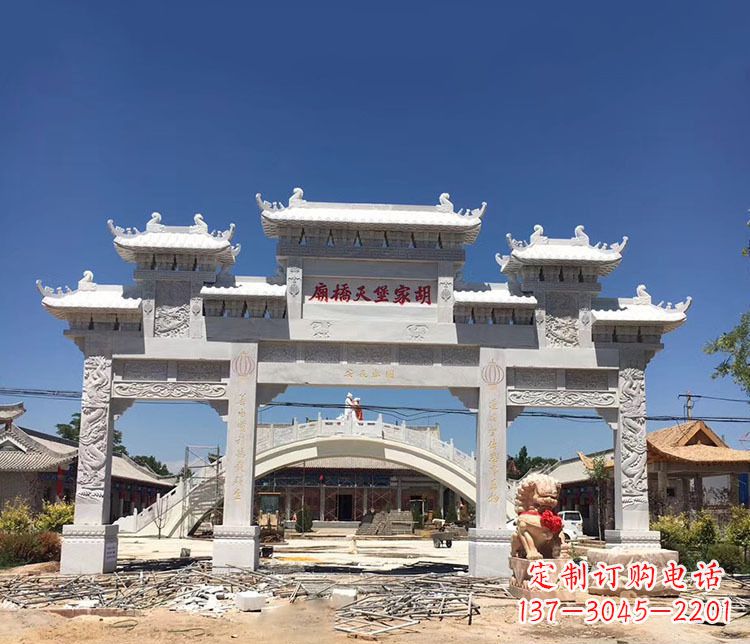 山西寺庙三门五楼石牌坊石雕_1