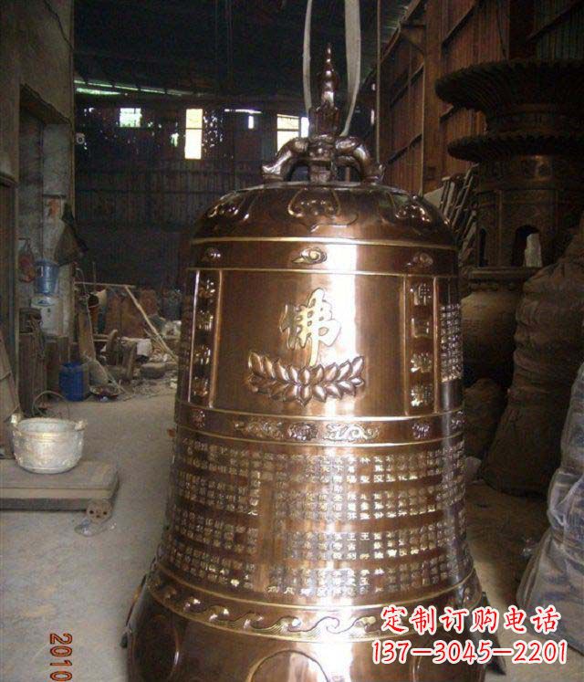 山西寺庙铸铜钟铜雕