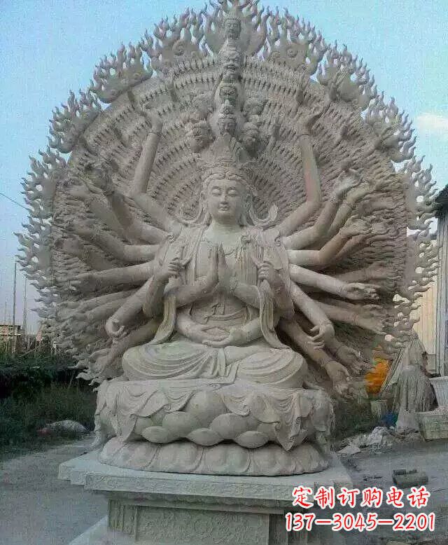 山西寺庙坐式千手观音石雕