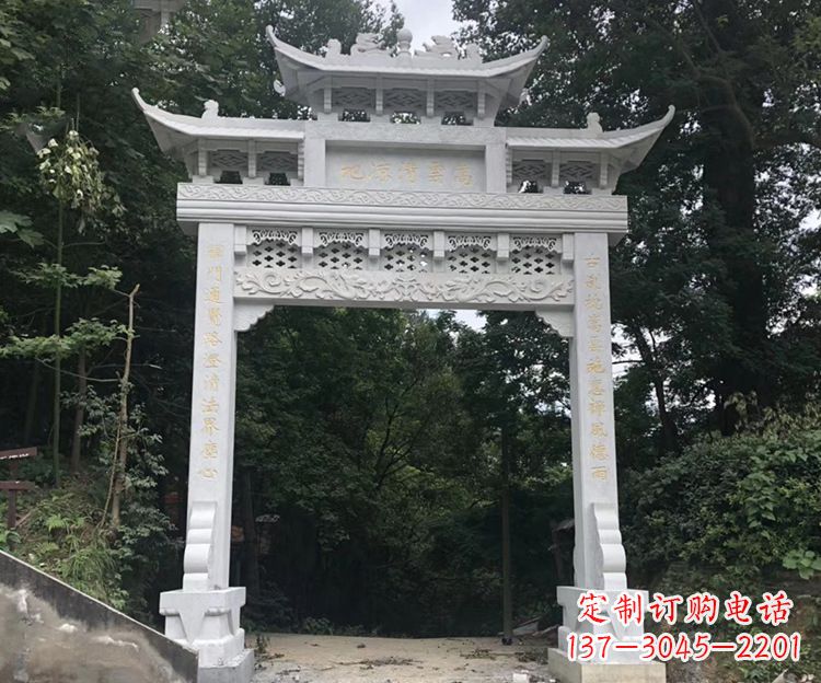 山西寺院牌坊石雕
