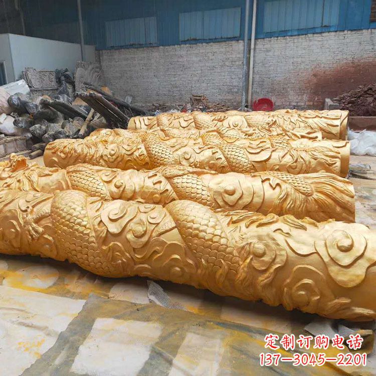 山西铜雕广场龙柱