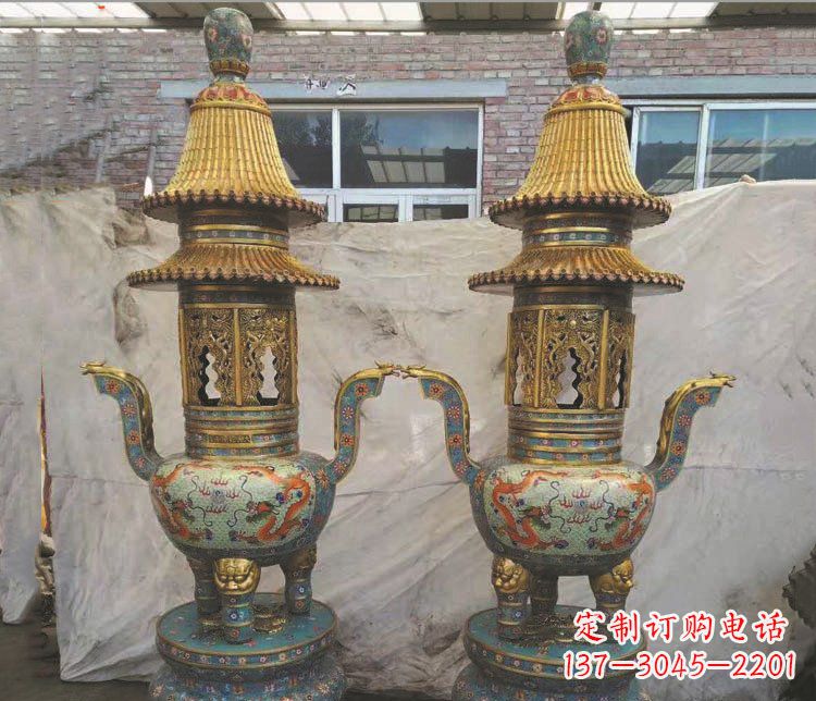 山西铜雕景泰蓝香炉雕塑摆件