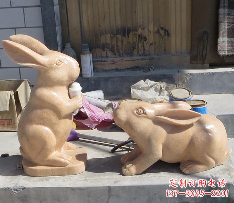 山西兔子石雕公园动物摆件