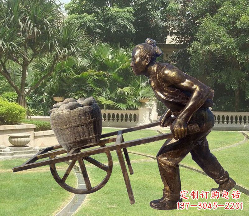 山西推独轮车的古人铜雕
