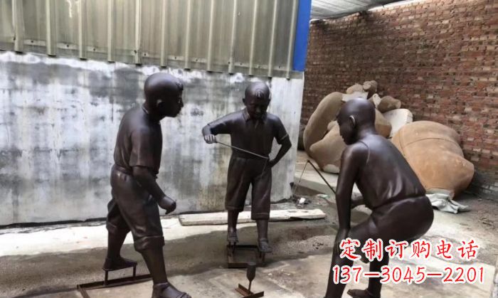 山西玩陀螺人物铜雕 (2)