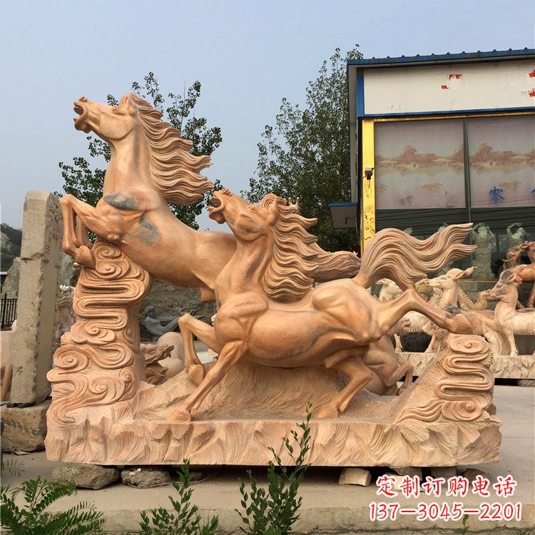 山西晚霞红奔马群雕