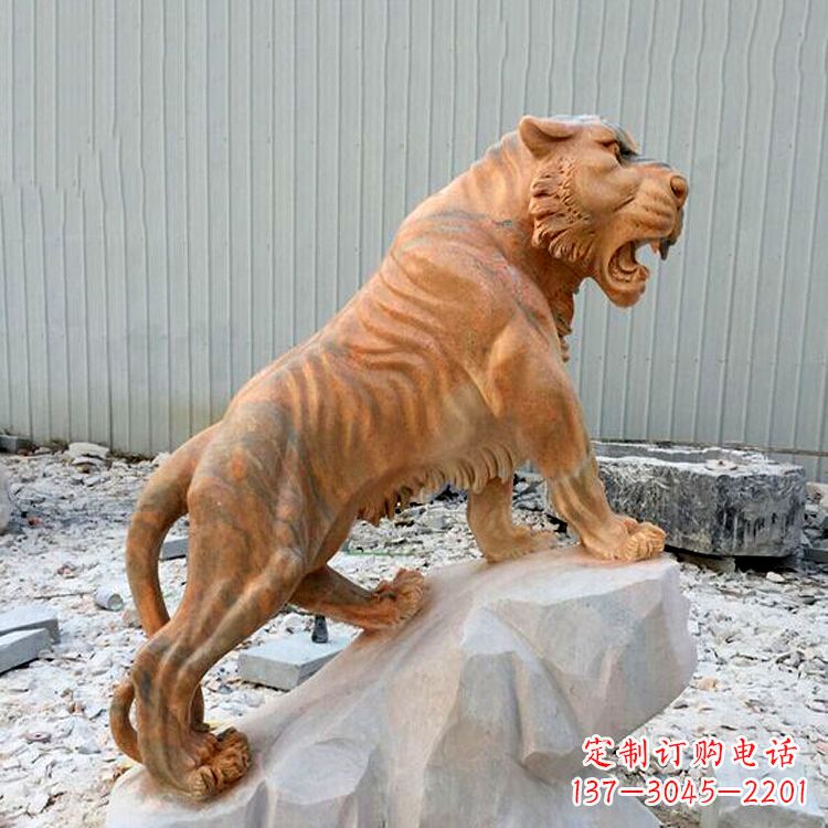 山西晚霞红虎啸老虎动物石雕
