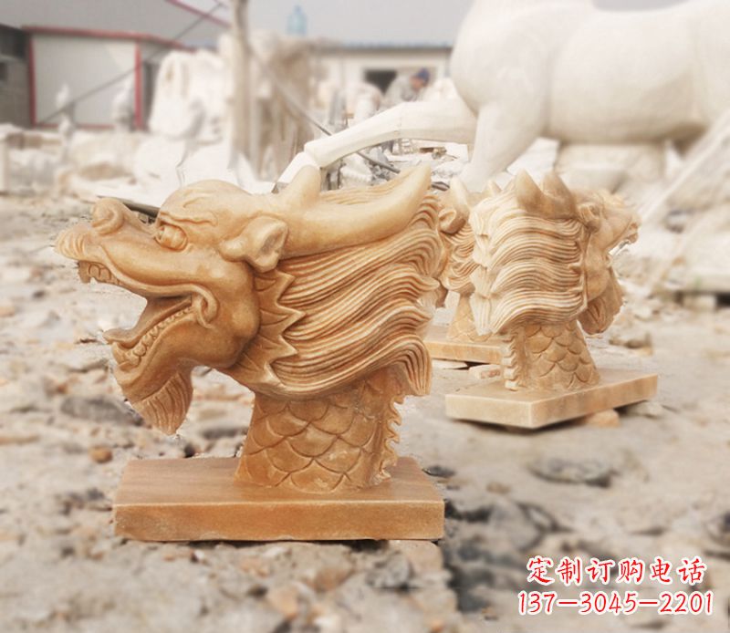 山西晚霞红喷水龙头雕塑