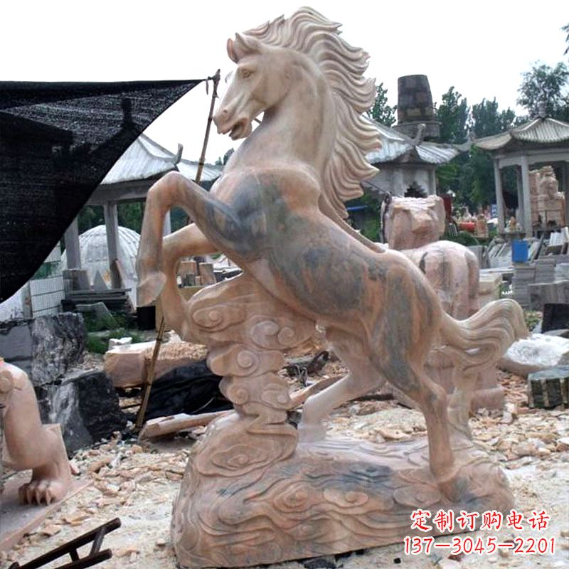 山西晚霞红石雕马生肖动物雕塑